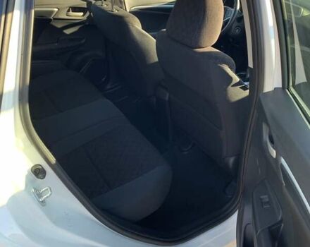 Хонда ФИТ 2016 в Луцке на Automoto.ua Белый Хонда ФИТ, объемом двигателя 1.5 л и пробегом 20 тыс. км за 11200 $, фото 5 на Automoto.ua