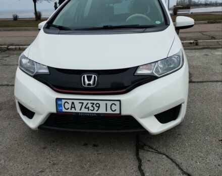 Белый Хонда ФИТ, объемом двигателя 1.5 л и пробегом 87 тыс. км за 10500 $, фото 1 на Automoto.ua