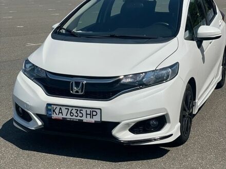 Білий Хонда ФІТ, об'ємом двигуна 1.5 л та пробігом 120 тис. км за 12300 $, фото 1 на Automoto.ua