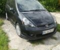 Чорний Хонда ФІТ, об'ємом двигуна 1.5 л та пробігом 183 тис. км за 4100 $, фото 4 на Automoto.ua