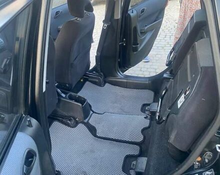 Черный Хонда ФИТ, объемом двигателя 1.5 л и пробегом 183 тыс. км за 5700 $, фото 9 на Automoto.ua
