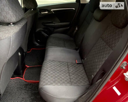 Красный Хонда ФИТ, объемом двигателя 1.5 л и пробегом 130 тыс. км за 9500 $, фото 8 на Automoto.ua