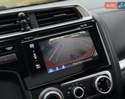 Червоний Хонда ФІТ, об'ємом двигуна 1.5 л та пробігом 74 тис. км за 10450 $, фото 42 на Automoto.ua