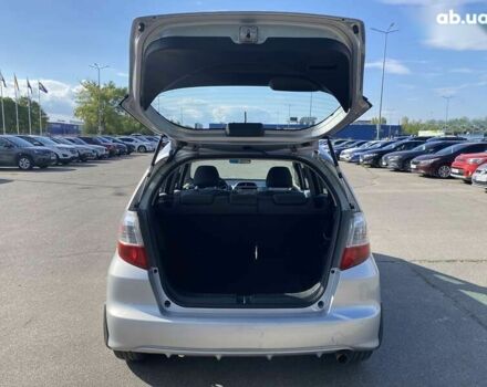 Хонда ФИТ, объемом двигателя 1.5 л и пробегом 130 тыс. км за 7400 $, фото 11 на Automoto.ua