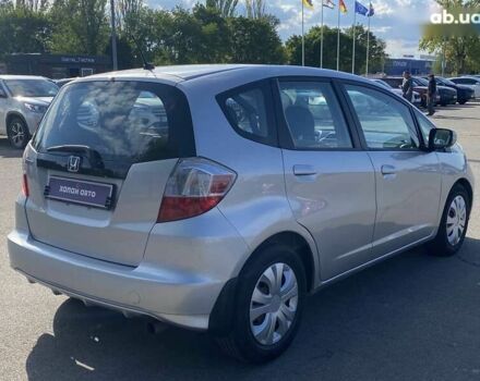 Хонда ФИТ, объемом двигателя 1.5 л и пробегом 130 тыс. км за 7400 $, фото 4 на Automoto.ua