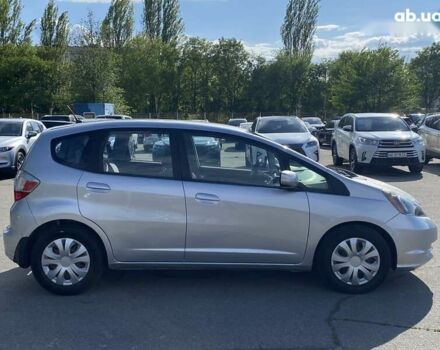Хонда ФИТ, объемом двигателя 1.5 л и пробегом 130 тыс. км за 7400 $, фото 3 на Automoto.ua