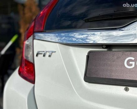 Хонда ФИТ, объемом двигателя 1.5 л и пробегом 94 тыс. км за 9999 $, фото 7 на Automoto.ua