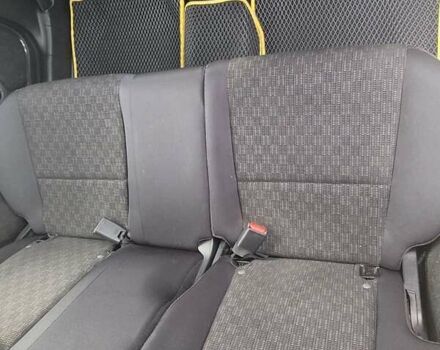 Желтый Хонда ФИТ, объемом двигателя 1.5 л и пробегом 61 тыс. км за 12500 $, фото 5 на Automoto.ua