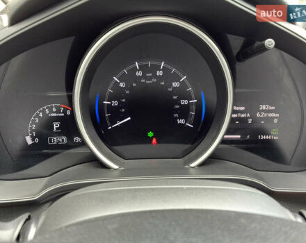 Желтый Хонда ФИТ, объемом двигателя 1.5 л и пробегом 135 тыс. км за 12500 $, фото 28 на Automoto.ua