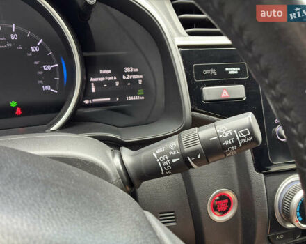 Желтый Хонда ФИТ, объемом двигателя 1.5 л и пробегом 135 тыс. км за 12500 $, фото 26 на Automoto.ua