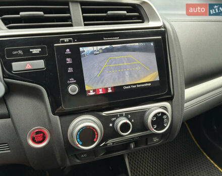 Желтый Хонда ФИТ, объемом двигателя 1.5 л и пробегом 135 тыс. км за 12500 $, фото 29 на Automoto.ua