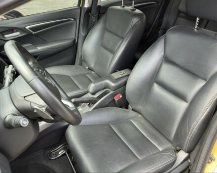 Желтый Хонда ФИТ, объемом двигателя 1.5 л и пробегом 136 тыс. км за 12000 $, фото 13 на Automoto.ua