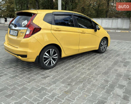 Желтый Хонда ФИТ, объемом двигателя 1.5 л и пробегом 137 тыс. км за 12000 $, фото 2 на Automoto.ua