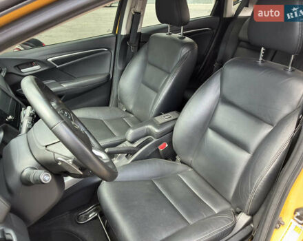 Желтый Хонда ФИТ, объемом двигателя 1.5 л и пробегом 135 тыс. км за 12500 $, фото 35 на Automoto.ua