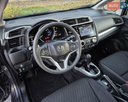 Серый Хонда ФИТ, объемом двигателя 1.5 л и пробегом 45 тыс. км за 11500 $, фото 12 на Automoto.ua