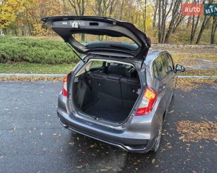 Серый Хонда ФИТ, объемом двигателя 1.5 л и пробегом 45 тыс. км за 11500 $, фото 8 на Automoto.ua