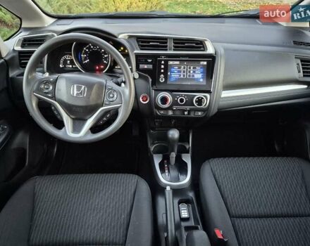 Серый Хонда ФИТ, объемом двигателя 1.5 л и пробегом 45 тыс. км за 11500 $, фото 15 на Automoto.ua