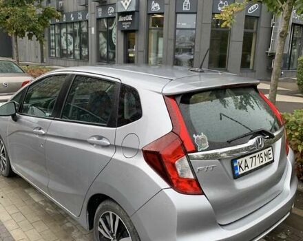 Сірий Хонда ФІТ, об'ємом двигуна 1.5 л та пробігом 58 тис. км за 12800 $, фото 3 на Automoto.ua