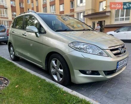 Бежевый Хонда ФРВ, объемом двигателя 2 л и пробегом 380 тыс. км за 6999 $, фото 4 на Automoto.ua