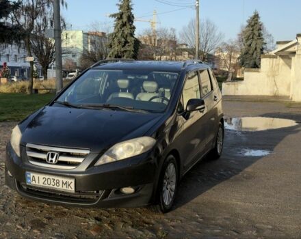 Черный Хонда ФРВ, объемом двигателя 1.8 л и пробегом 300 тыс. км за 7500 $, фото 7 на Automoto.ua