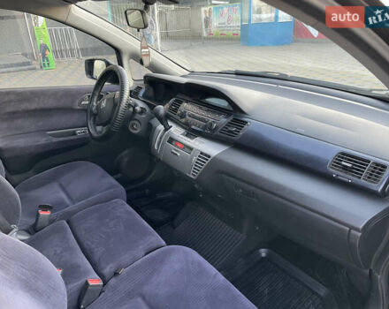 Черный Хонда ФРВ, объемом двигателя 1.8 л и пробегом 280 тыс. км за 6600 $, фото 8 на Automoto.ua