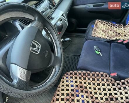 Черный Хонда ФРВ, объемом двигателя 1.8 л и пробегом 213 тыс. км за 7399 $, фото 8 на Automoto.ua