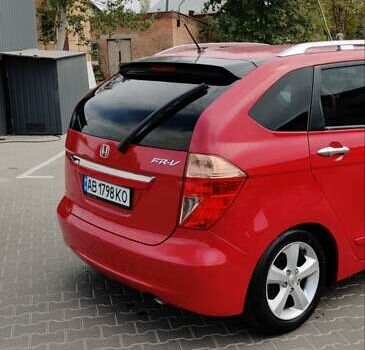 Червоний Хонда ФРВ, об'ємом двигуна 1.8 л та пробігом 112 тис. км за 7000 $, фото 2 на Automoto.ua