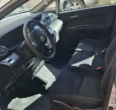 Хонда ФРВ, объемом двигателя 1.7 л и пробегом 161 тыс. км за 6000 $, фото 1 на Automoto.ua