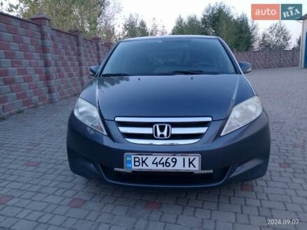 Хонда ФРВ 2005 в Сарнах на Automoto.ua Серый Хонда ФРВ, объемом двигателя 1.66 л и пробегом 265 тыс. км за 5300 $, фото 1 на Automoto.ua