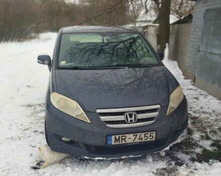 Сірий Хонда ФРВ, об'ємом двигуна 2 л та пробігом 230 тис. км за 3300 $, фото 1 на Automoto.ua