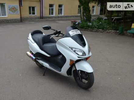 Хонда Форза 2010 в Одессе на Automoto.ua Белый Хонда Форза, объемом двигателя 0.25 л и пробегом 12 тыс. км за 2500 $, фото 1 на Automoto.ua