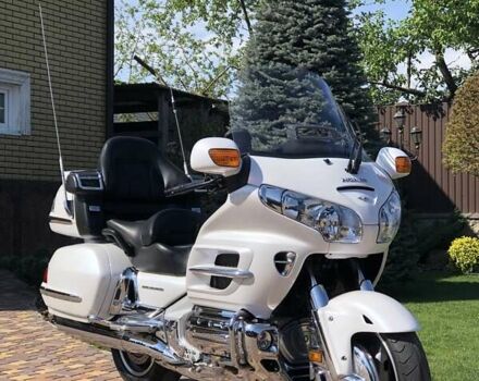 Белый Хонда GL 1800 Gold Wing, объемом двигателя 1.8 л и пробегом 42 тыс. км за 14250 $, фото 11 на Automoto.ua