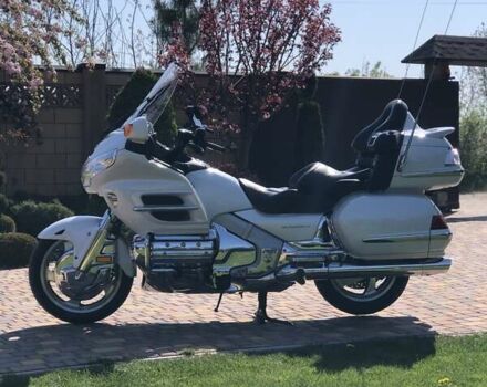 Белый Хонда GL 1800 Gold Wing, объемом двигателя 1.8 л и пробегом 42 тыс. км за 14250 $, фото 10 на Automoto.ua