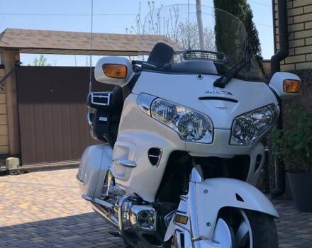 Белый Хонда GL 1800 Gold Wing, объемом двигателя 1.8 л и пробегом 42 тыс. км за 14250 $, фото 38 на Automoto.ua