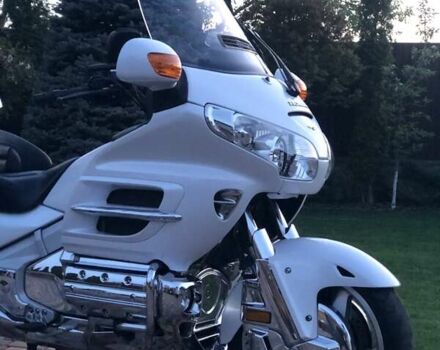 Белый Хонда GL 1800 Gold Wing, объемом двигателя 1.8 л и пробегом 42 тыс. км за 14250 $, фото 8 на Automoto.ua