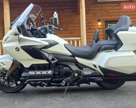 Белый Хонда GL 1800 Gold Wing, объемом двигателя 0 л и пробегом 11 тыс. км за 34999 $, фото 1 на Automoto.ua