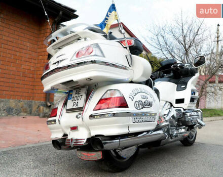 Белый Хонда GL 1800 Gold Wing, объемом двигателя 0 л и пробегом 21 тыс. км за 20000 $, фото 1 на Automoto.ua