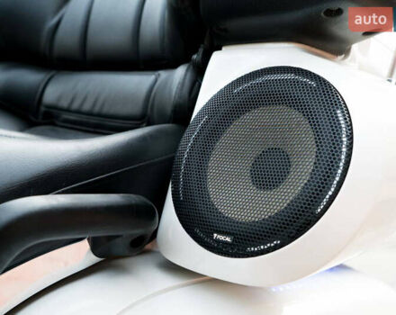 Белый Хонда GL 1800 Gold Wing, объемом двигателя 0 л и пробегом 21 тыс. км за 20000 $, фото 4 на Automoto.ua