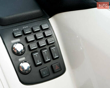 Белый Хонда GL 1800 Gold Wing, объемом двигателя 0 л и пробегом 21 тыс. км за 20000 $, фото 5 на Automoto.ua