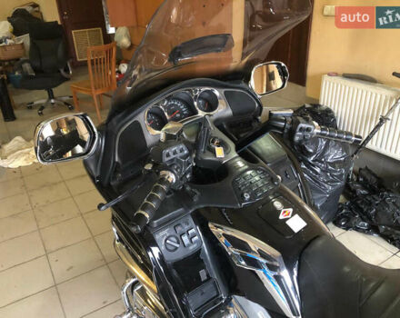 Черный Хонда GL 1800 Gold Wing, объемом двигателя 1.8 л и пробегом 78 тыс. км за 8200 $, фото 5 на Automoto.ua