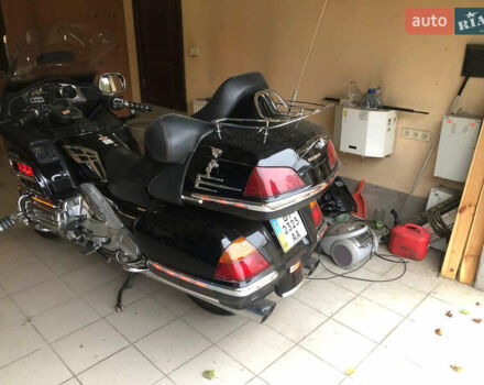 Черный Хонда GL 1800 Gold Wing, объемом двигателя 1.8 л и пробегом 78 тыс. км за 8200 $, фото 1 на Automoto.ua