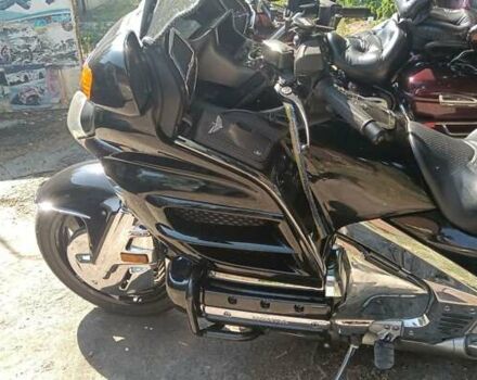 Черный Хонда GL 1800 Gold Wing, объемом двигателя 1.83 л и пробегом 72 тыс. км за 11999 $, фото 10 на Automoto.ua
