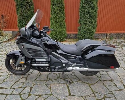 Черный Хонда GL 1800 Gold Wing, объемом двигателя 1.8 л и пробегом 1 тыс. км за 10500 $, фото 9 на Automoto.ua