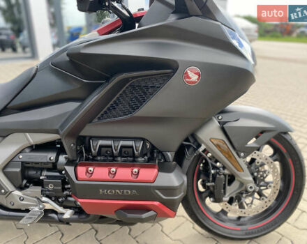 Черный Хонда GL 1800 Gold Wing, объемом двигателя 1.83 л и пробегом 24 тыс. км за 24999 $, фото 27 на Automoto.ua