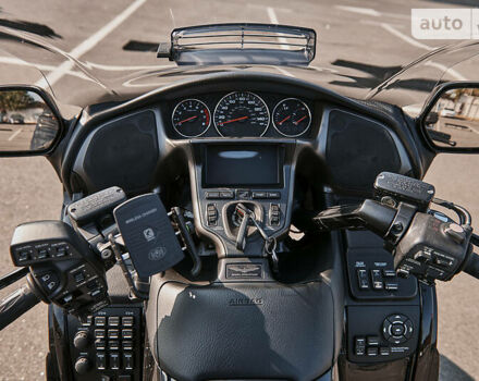 Черный Хонда GL 1800 Gold Wing, объемом двигателя 1.8 л и пробегом 40 тыс. км за 15200 $, фото 10 на Automoto.ua
