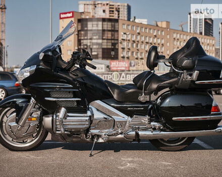 Черный Хонда GL 1800 Gold Wing, объемом двигателя 1.8 л и пробегом 40 тыс. км за 15200 $, фото 16 на Automoto.ua