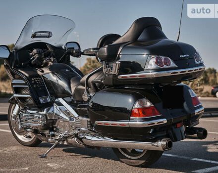 Черный Хонда GL 1800 Gold Wing, объемом двигателя 1.8 л и пробегом 40 тыс. км за 15200 $, фото 9 на Automoto.ua