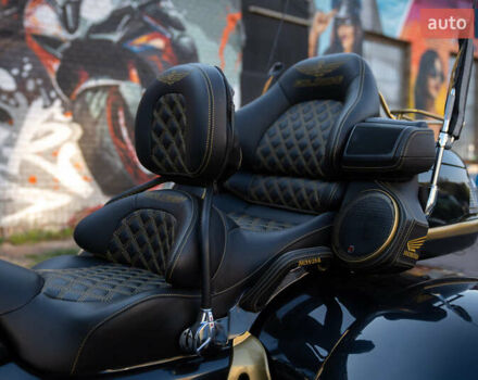 Чорний Хонда GL 1800 Gold Wing, об'ємом двигуна 0 л та пробігом 82 тис. км за 18000 $, фото 3 на Automoto.ua