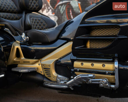 Чорний Хонда GL 1800 Gold Wing, об'ємом двигуна 0 л та пробігом 82 тис. км за 18000 $, фото 8 на Automoto.ua