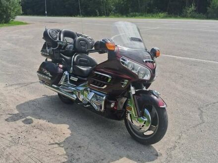 Хонда GL 1800 Gold Wing 2002 в Яворове на Automoto.ua Черный Хонда GL 1800 Gold Wing, объемом двигателя 0 л и пробегом 45 тыс. км за 8200 $, фото 1 на Automoto.ua